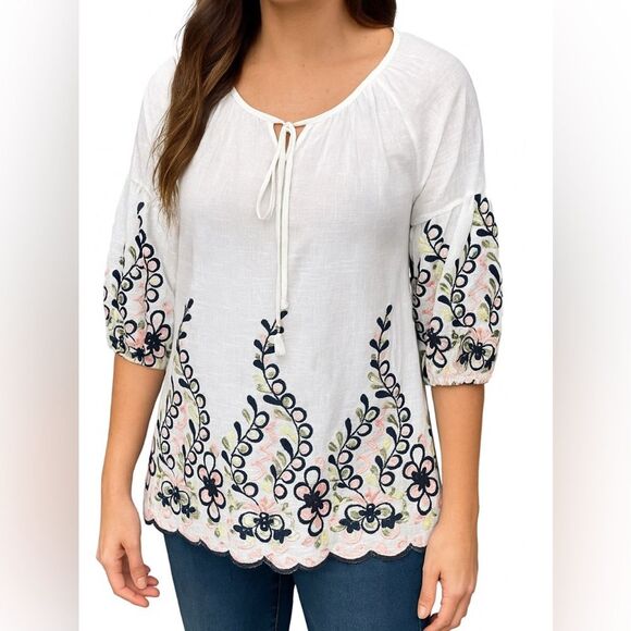 Anthropologie KINDRED White Embroidered Peasant Boho Top Blouse Size Medium - Picture 1 of 8